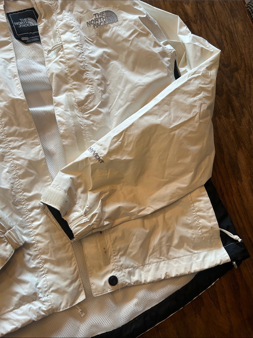The North Face White Jacket with Black Accents - Picture 4 of 10